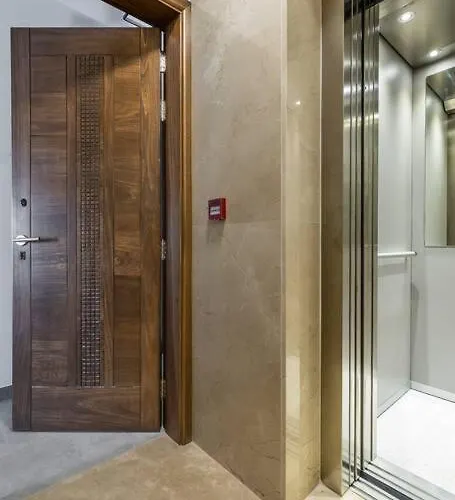 Kinky Depths Retreat By Solea *